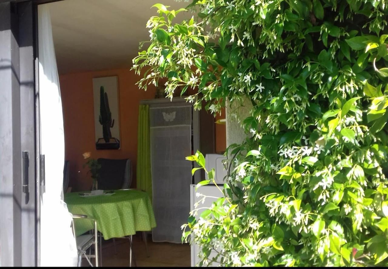 Villa La Petite Galejade Gordes Exterior foto